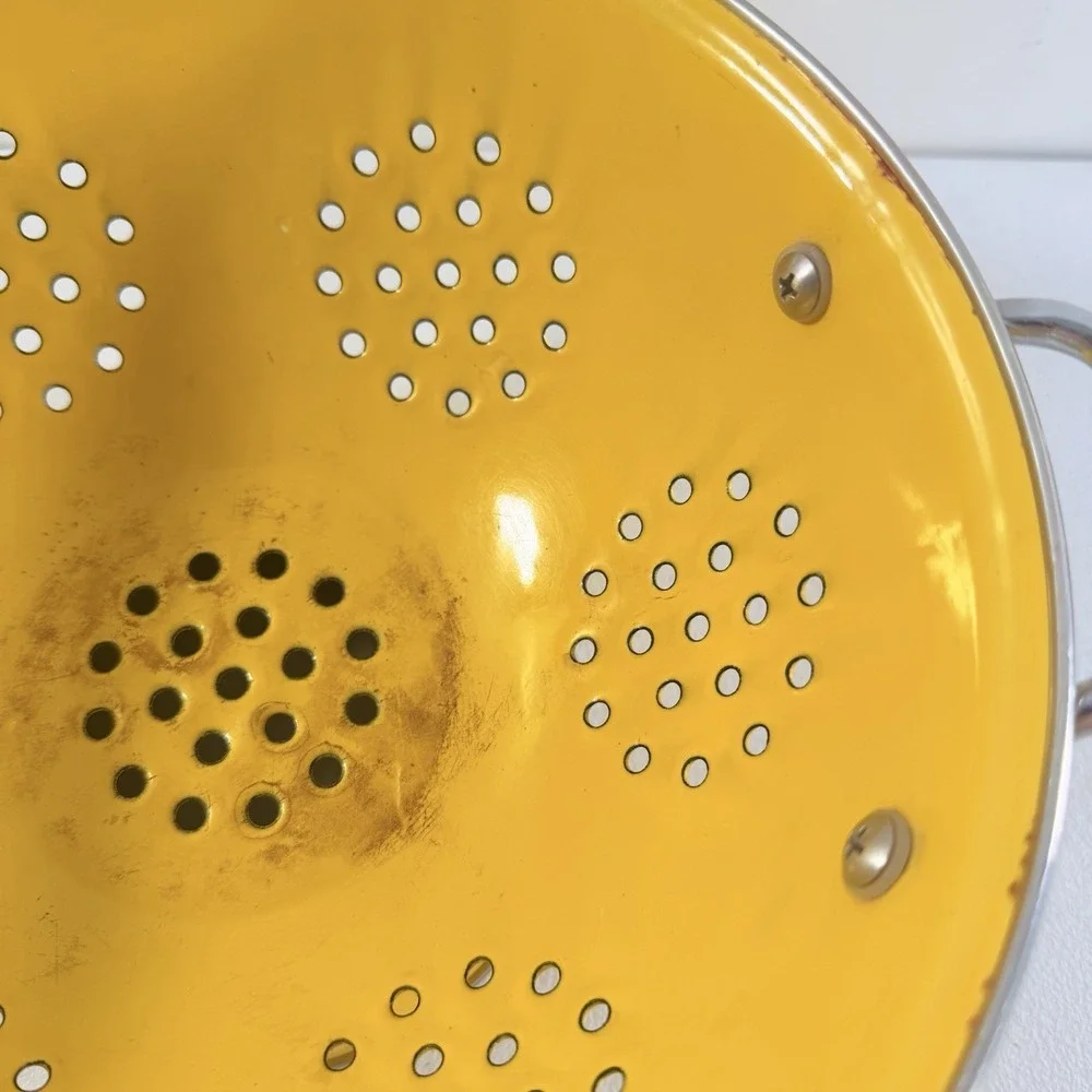 Rare Exclusively Designed Warner Brothers‎ Tweety Bird Colander  Strainer 2000